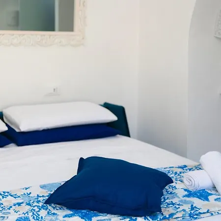 Holiday home Luminoso E Romantico Anyma